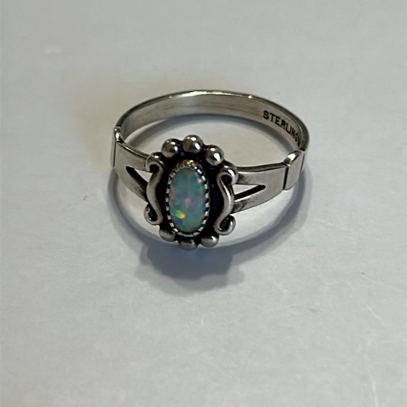 Wmco Native Sterling Silver Opal Ring. Size 6 - Picture 4 of 10